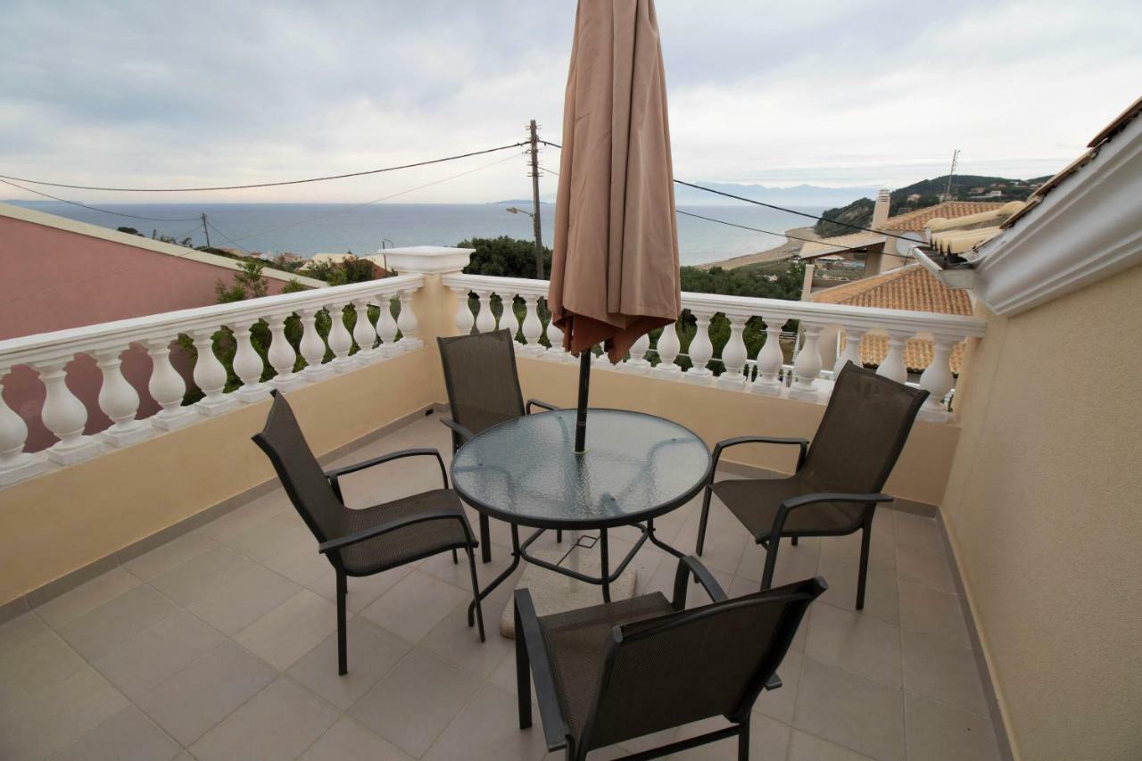 Villa De La Mer Agios Stefanos Avliotes  Exterior photo